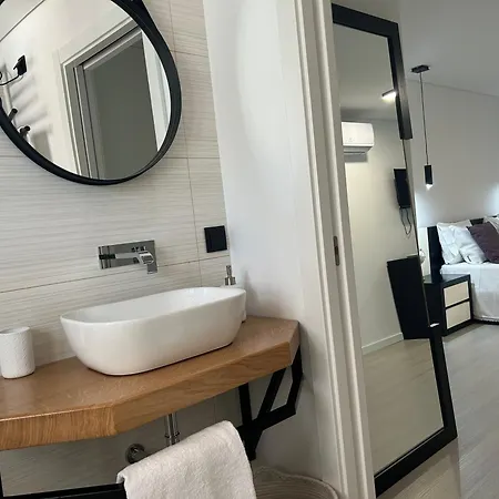 2suites *